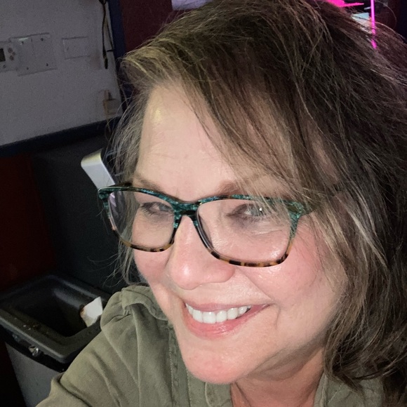 Meet your Posher, Tami - Picture 6 of 6